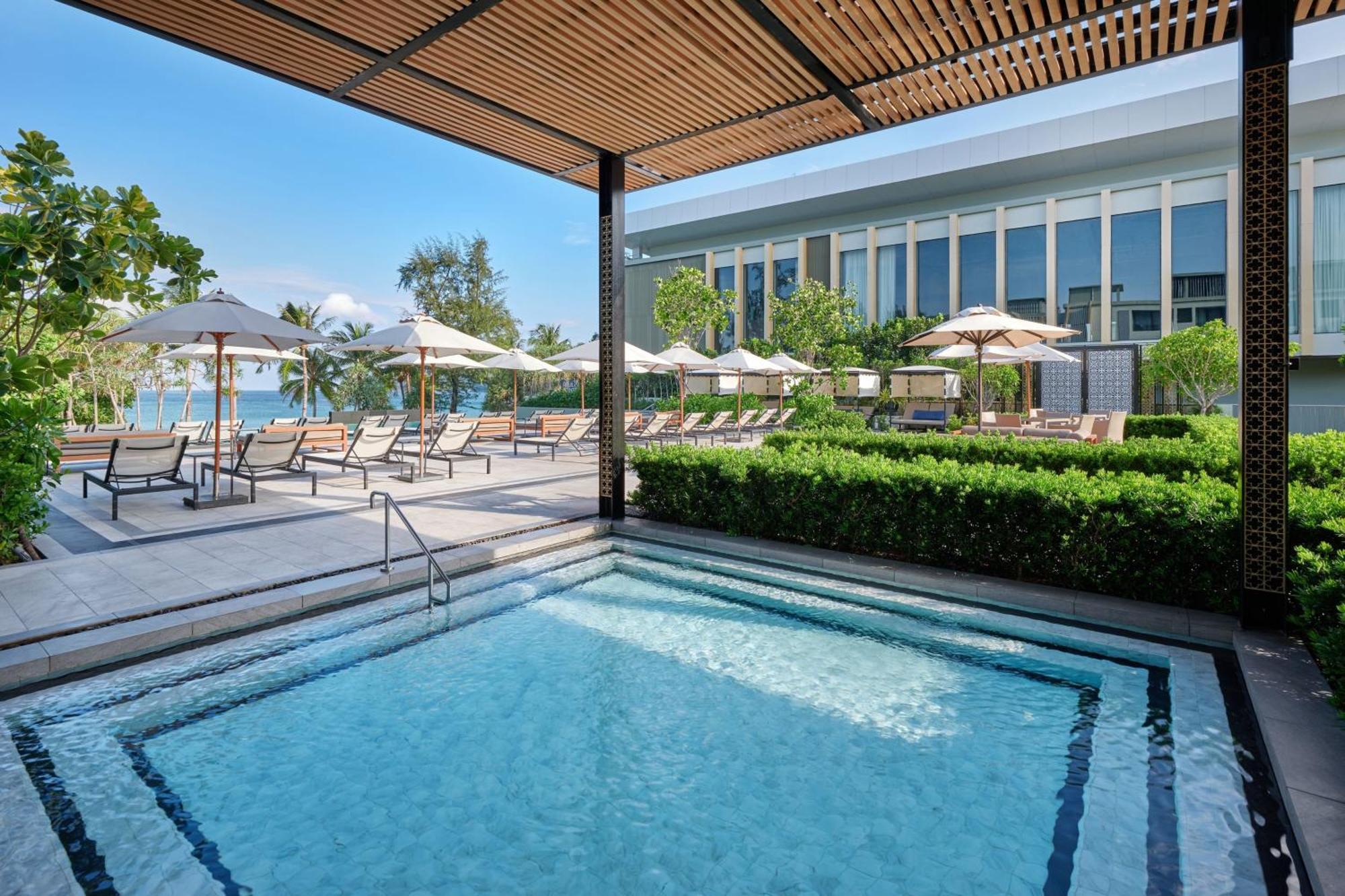 Four Points By Sheraton Phuket Patong Beach Resort 外观 照片