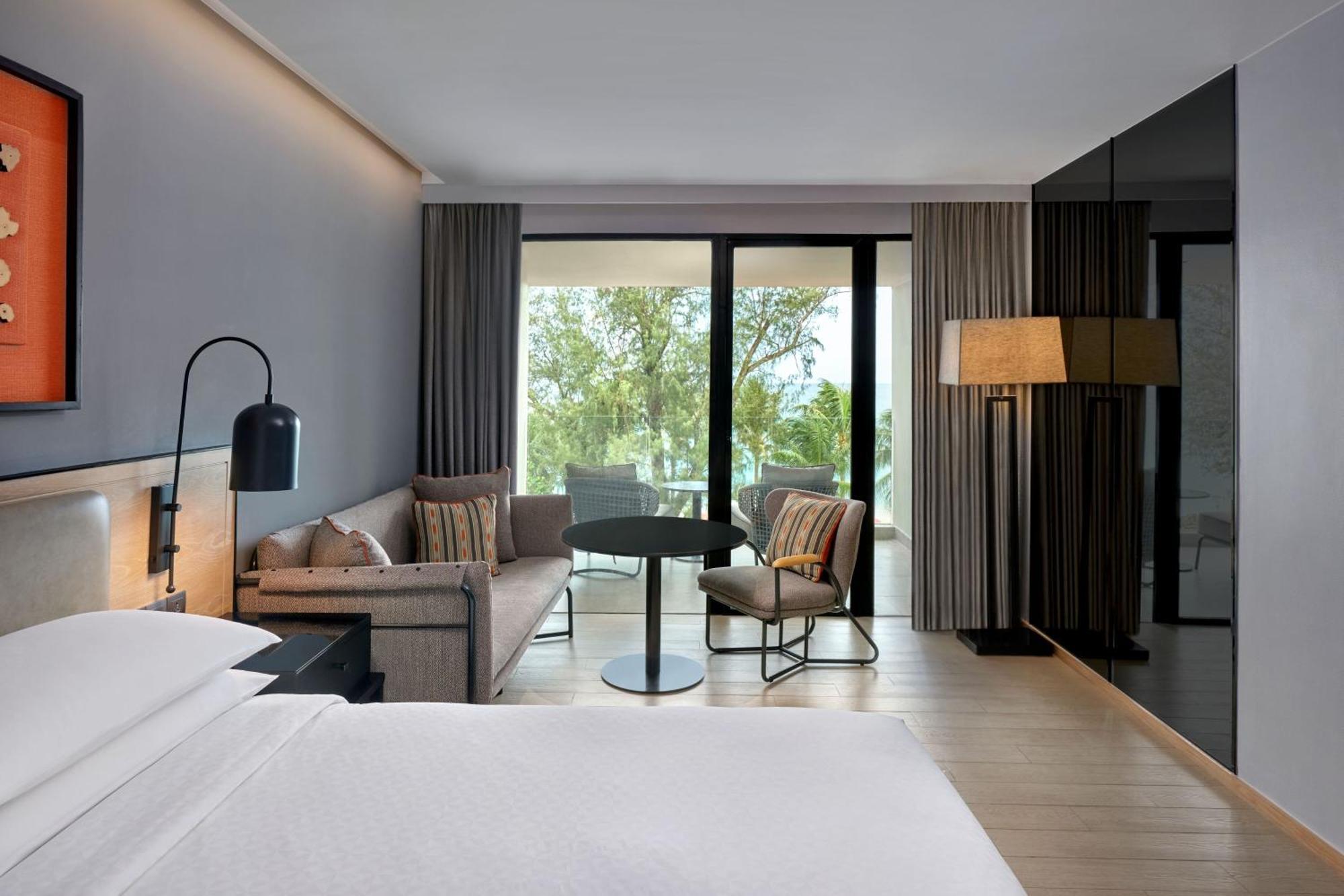 Four Points By Sheraton Phuket Patong Beach Resort 外观 照片
